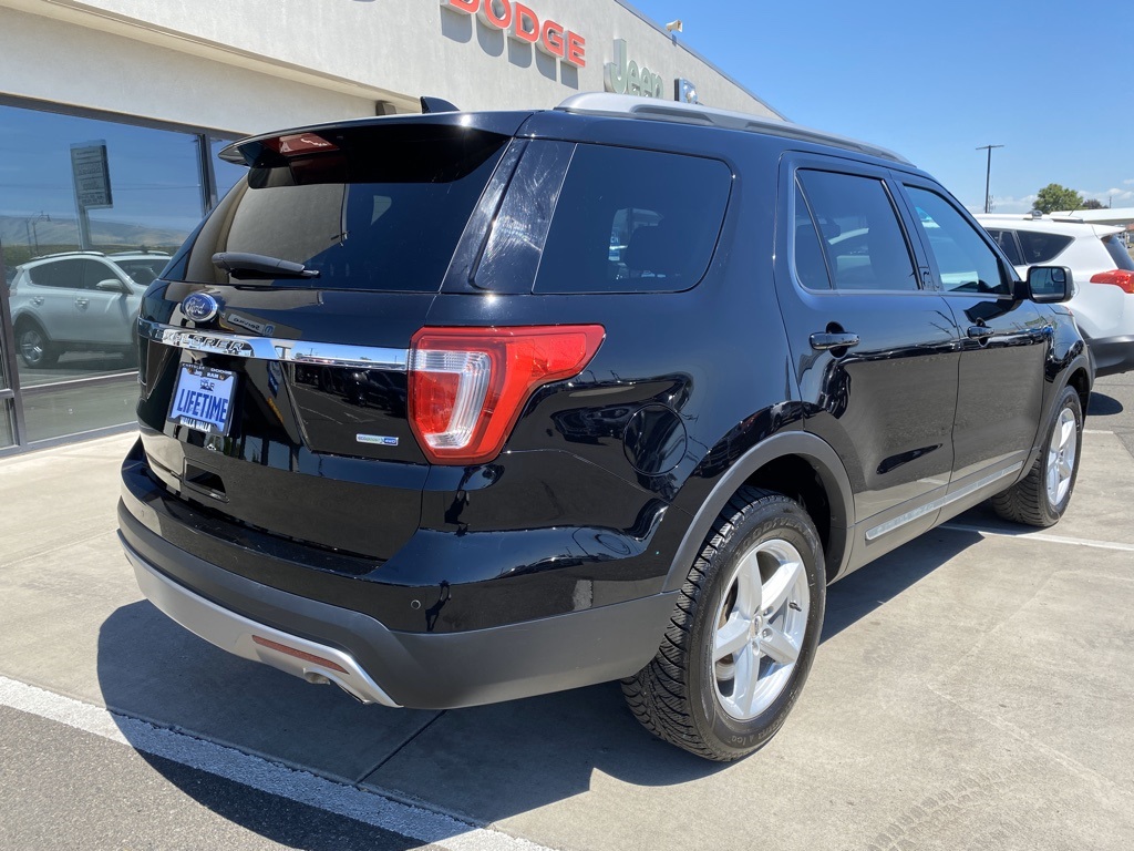 Pre Owned 2016 Ford Explorer XLT 4WD 4D Sport Utility